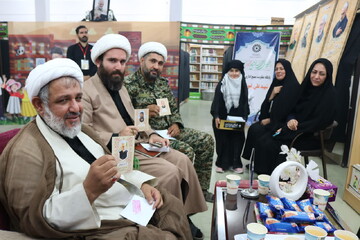 نهمین روز فعالیت موکب فرهنگی- خدماتی اداره کل کتابخانه های عمومی استان ایلام