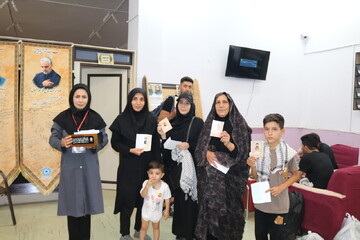 نهمین روز فعالیت موکب فرهنگی- خدماتی اداره کل کتابخانه های عمومی استان ایلام