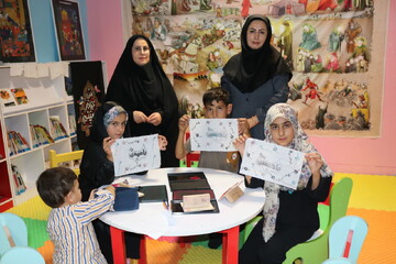 نهمین روز فعالیت موکب فرهنگی- خدماتی اداره کل کتابخانه های عمومی استان ایلام