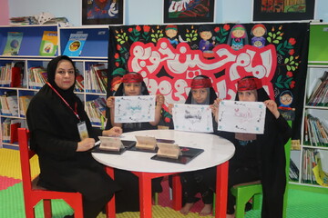 نهمین روز فعالیت موکب فرهنگی- خدماتی اداره کل کتابخانه های عمومی استان ایلام