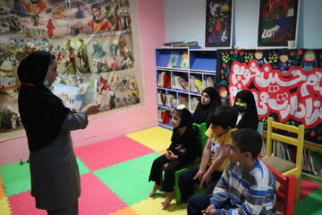 دهمین روز فعالیت موکب فرهنگی- خدماتی اداره کل کتابخانه های عمومی استان ایلام