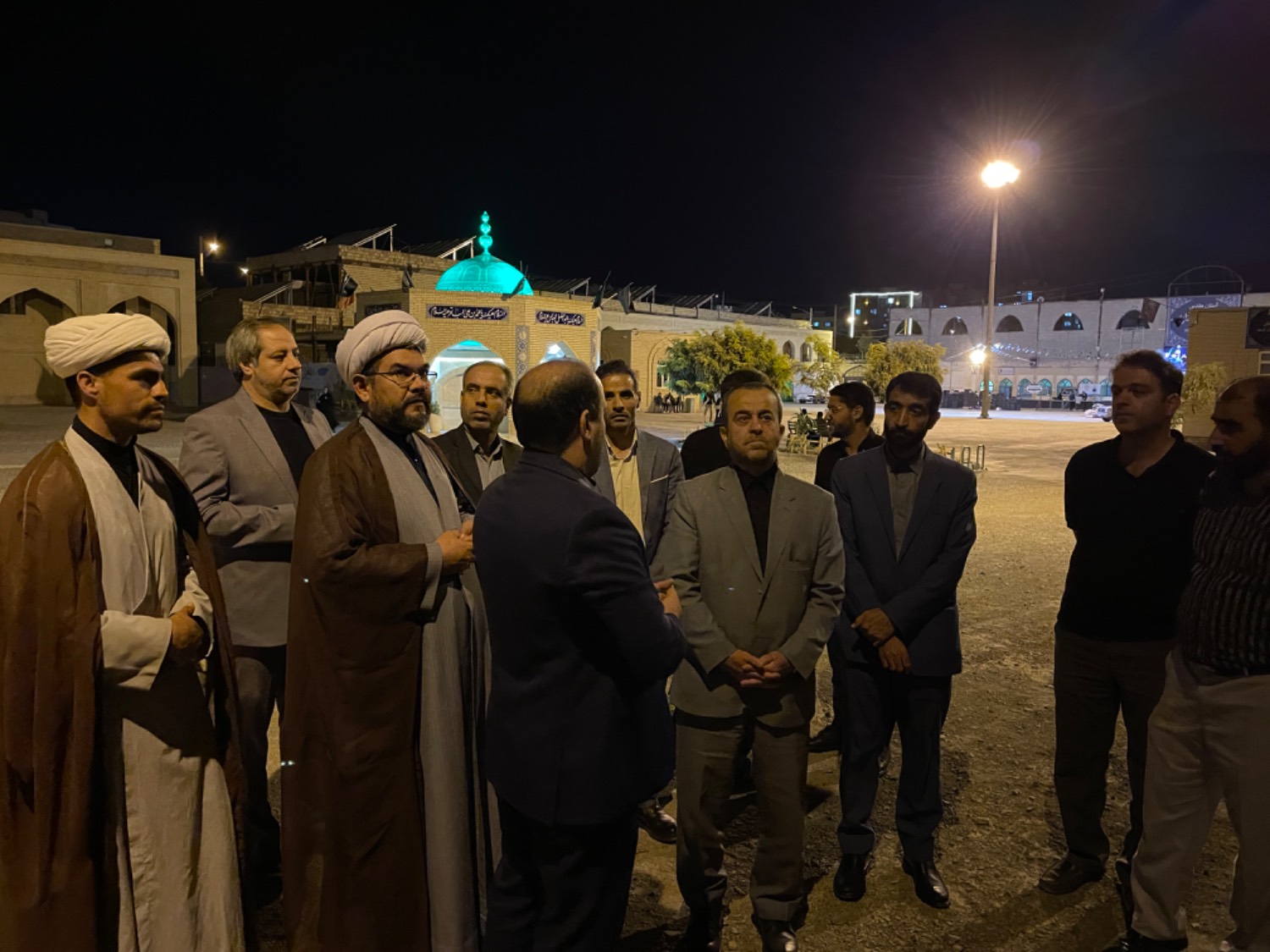 بازدید استاندار خراسان جنوبی از حسینیه کتاب