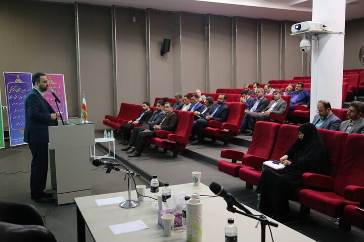 نشست مشترک شورای اداری رؤسای ادارات کتابخانههای عمومی و ادارات فرهنگ و ارشاد شهرستانهای استان در نور برگزار شد