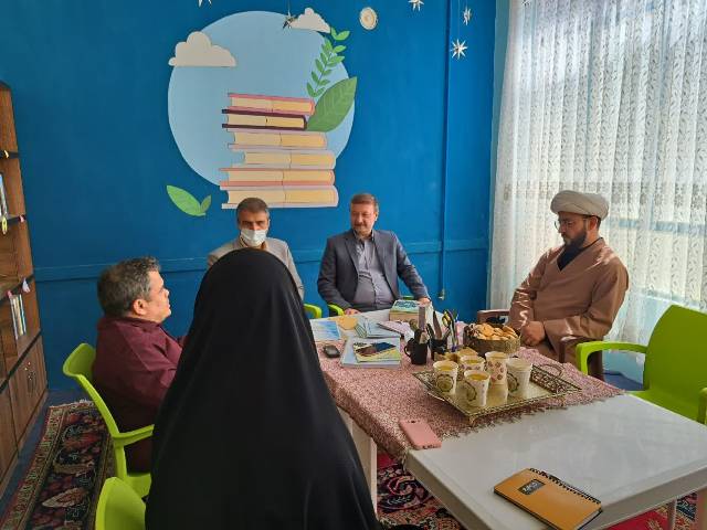 مطالعه مفید در مدیریت چالشهای فردی و اجتماعی نقش بسزایی دارد