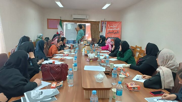 دوره آموزشی نگین آسمان در کتابخانههای عمومی مازندران برگزار شد