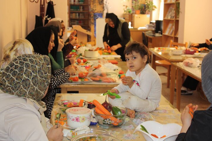 از ورود کتابخانه به عرصه کسبوکار تا افزایش اشتغال بانوان در عمیدآباد