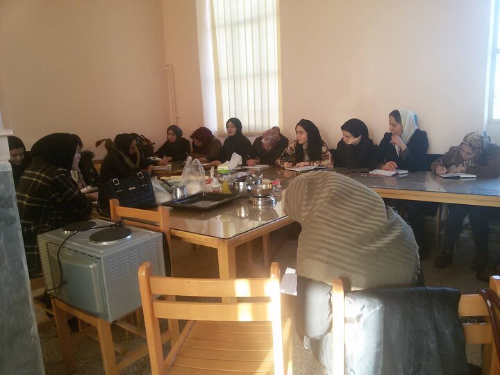 از ورود کتابخانه به عرصه کسبوکار تا افزایش اشتغال بانوان در عمیدآباد