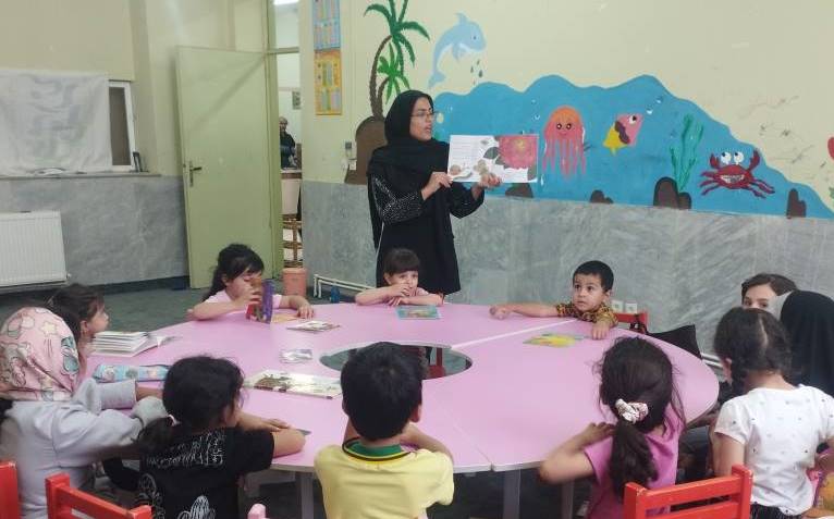 ویژه برنامه‌های متنوع فرهنگی با حضور کودکان در کتابخانه‌های عمومی خراسان رضوی برگزار شد