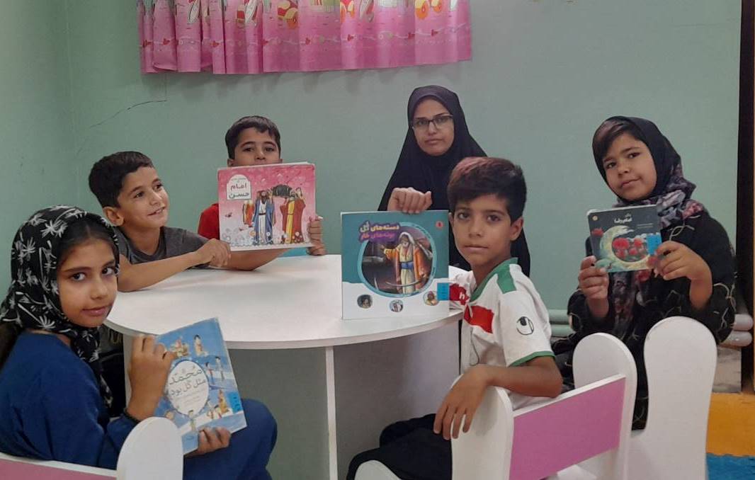 ویژه برنامههای متنوع فرهنگی با حضور کودکان در کتابخانههای عمومی خراسان رضوی برگزار شد