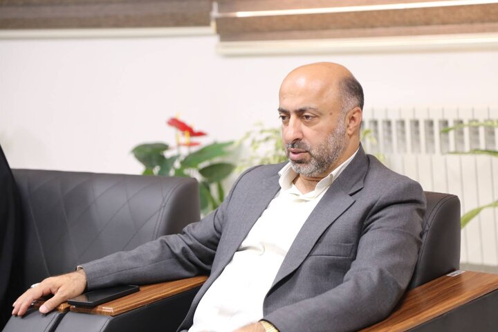 دیدار مدیرکل کتابخانههای عمومی مازندران با سرپرست فرمانداری شهرستان نکا