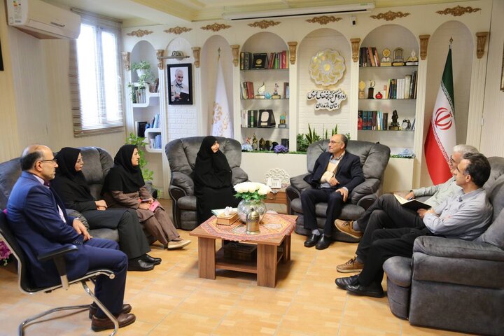 تفاهمنامه همکاری ادارهکل کتابخانههای عمومی و مرکز تحقیقات و آموزش کشاورزی و منابع طبیعی مازندران امضا شد