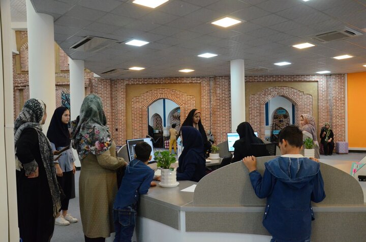 ثبتنام ۱۴۶۰ نفر طی یک روز در کتابخانه مرکزی خرمآباد