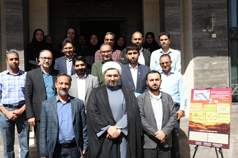 آئین رونمائی از پوستر «خاکریز دانایی» در خراسان رضوی برگزار شد