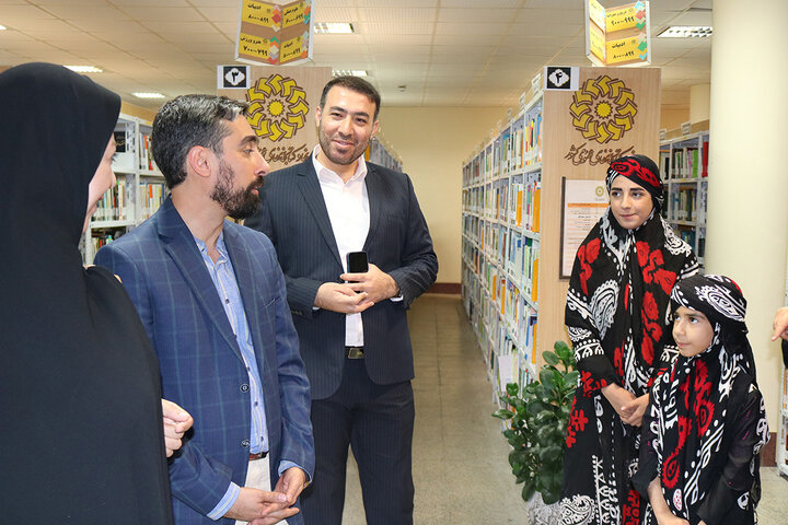 تأثیرگذاری محافل ادبی در شخصیت و تفکر آیندهسازان ایران