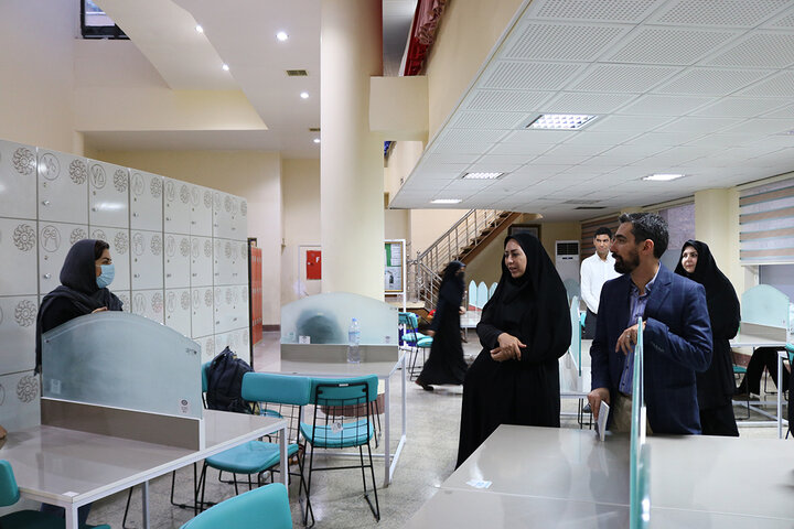 تأثیرگذاری محافل ادبی در شخصیت و تفکر آیندهسازان ایران