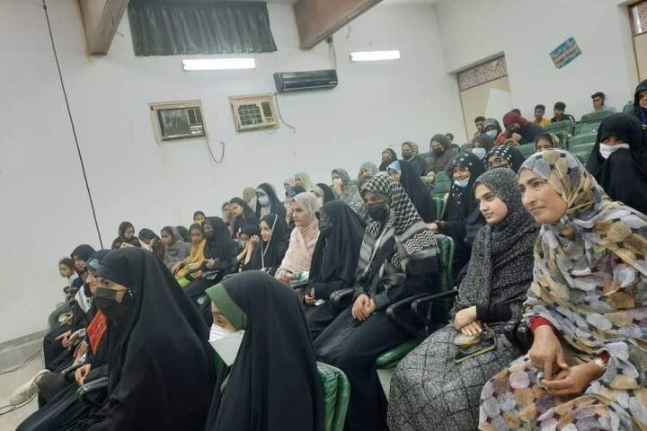 «کارآفرینی» کلیدواژه کتابخانه شد/ سالنهای مطالعه میزبان تبادل اطلاعات زنان روستا