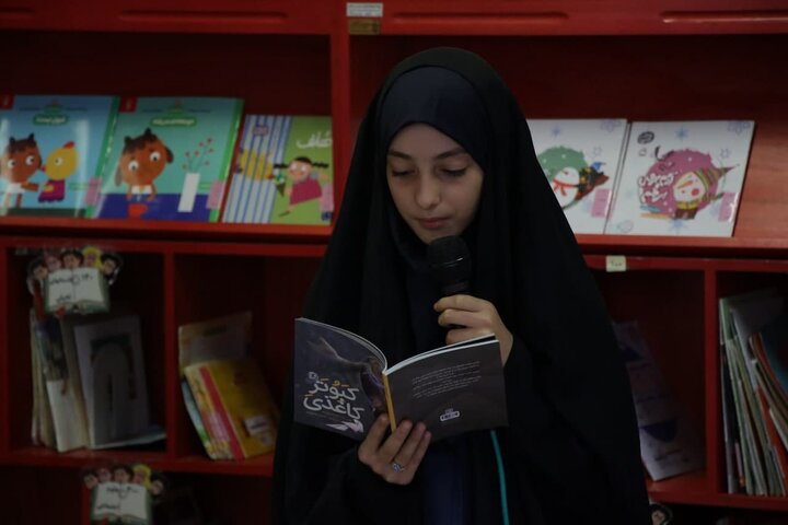 اهمیت خواستن و تلاش توام با توکل به عنایت امام زمان(عج)