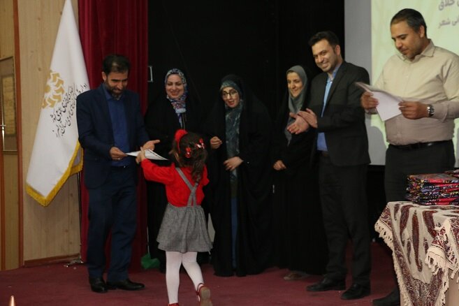 اختتامیه کارگاه های تابستانی کتابخوانی در البرز