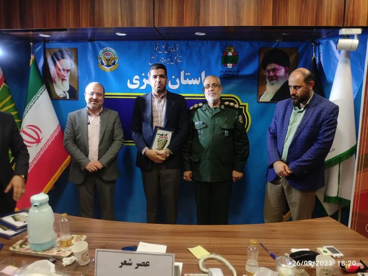 عصر شعر دفاع مقدس و مقاومت «نخل و زیتون» در اراک برگزار شد