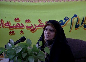 نشست نقد کتاب «سفیردوازدهم» در قم