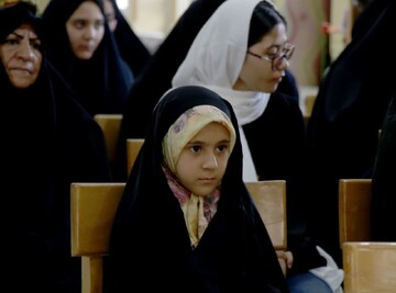 نشست نقد کتاب «سفیردوازدهم» در قم