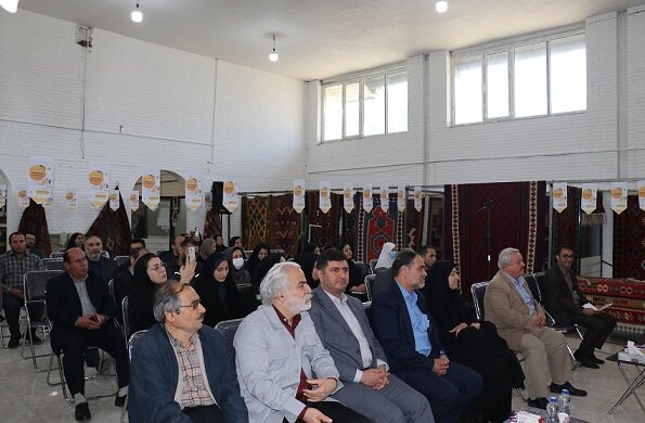 «تسهیلگری» و «آموزش»، وظیفه و برنامه نهاد کتابخانهها برای ایجاد کسبوکارهای کوچک است