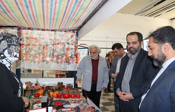 «تسهیلگری» و «آموزش»، وظیفه و برنامه نهاد کتابخانهها برای ایجاد کسبوکارهای کوچک است