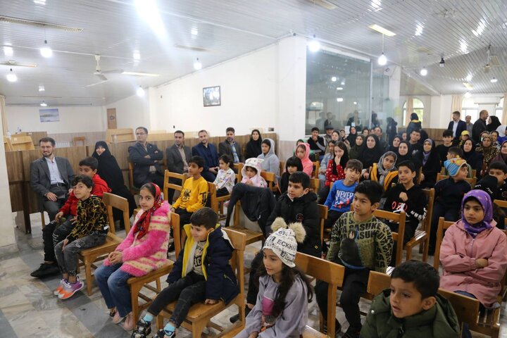 جشن بزرگ بچّههای مهر به مناسبت هفتهی ملّی کودک برگزار شد