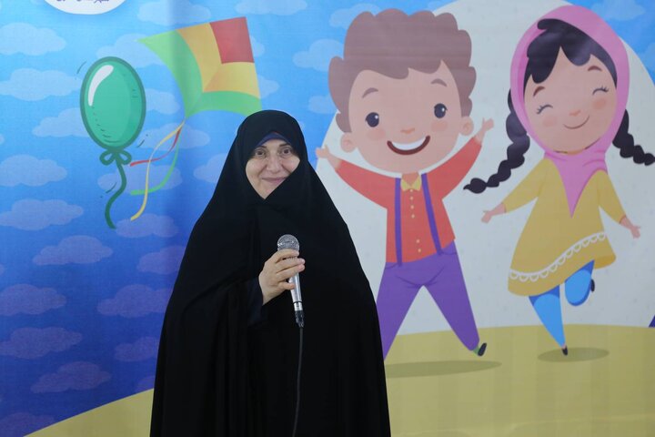 جشن بزرگ بچّههای مهر به مناسبت هفتهی ملّی کودک برگزار شد