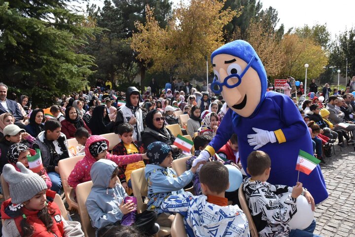 از برگزاری دومین همایش بینالمللی کتابخانههای عمومی تا مهمانانی از سه قاره جهان