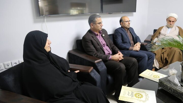 دیدار مدیران کل کتابخانه های عمومی و اوقاف و امور خیریّهی استان مازندران