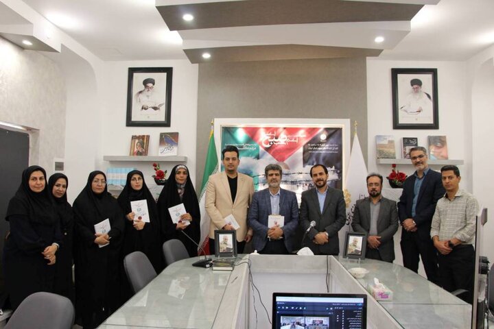 عصر شعر «اسم شب، صبح است» در کرمان برگزار شد