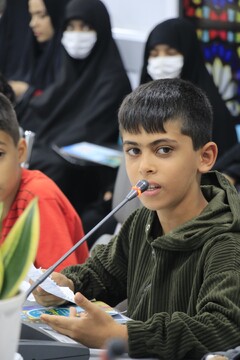 نشست صمیمانه نویسنده مجموعه کتاب «پیامبران اولوالعزم» با اعضای نوجوان کتابخانه‌های عمومی قم