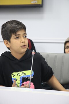 نشست صمیمانه نویسنده مجموعه کتاب «پیامبران اولوالعزم» با اعضای نوجوان کتابخانه‌های عمومی قم