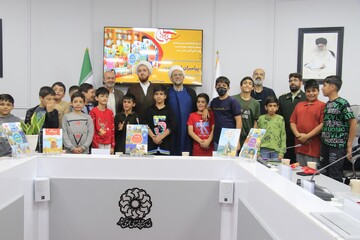 نشست صمیمانه نویسنده مجموعه کتاب «پیامبران اولوالعزم» با اعضای نوجوان کتابخانه‌های عمومی قم