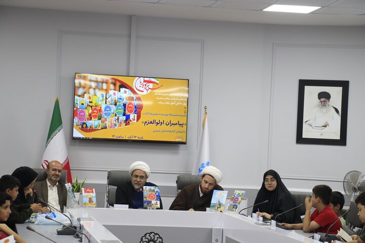 لزوم استفاده از زبان نو، جذاب و متناسب با سن و علاقه نسل جدید در نگارش داستان های مذهبی