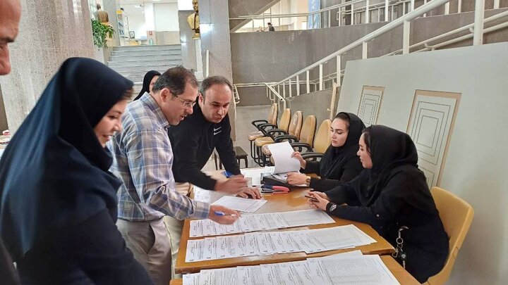 اهدای بیش از ۱۲ هزار و پانصد نسخه کتاب به ۱۱۵ کتابخانه عمومی آذربایجان شرقی