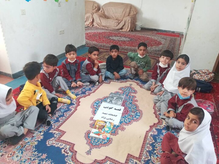 کتابخانه تنها مرکز فرهنگی فعال و پاتوق کودکان روستای پشتقلعه است