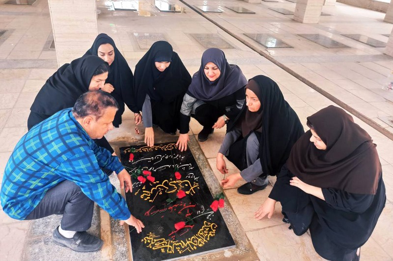 تجدید پیمان کتابداران کتابخانه‌های عمومی استان بوشهر با شهدا