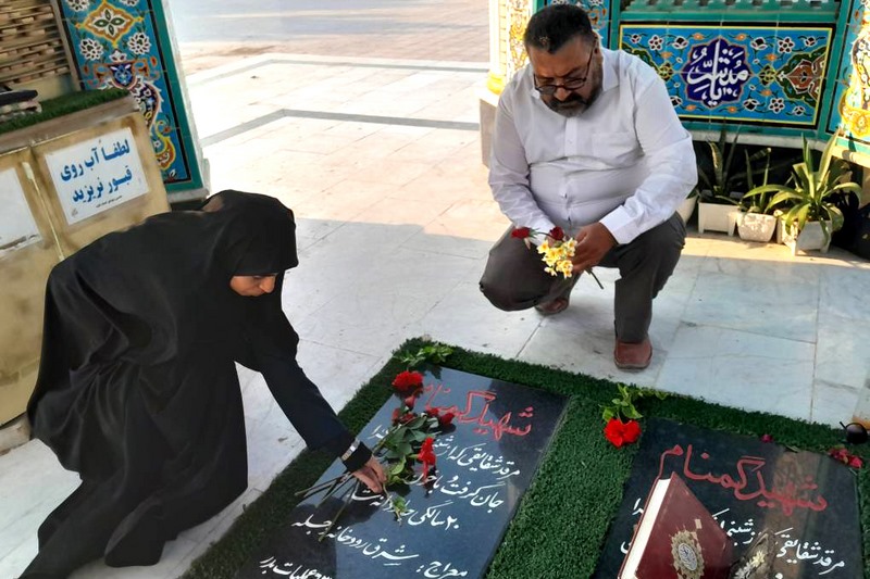 تجدید پیمان کتابداران کتابخانههای عمومی استان بوشهر با شهدا