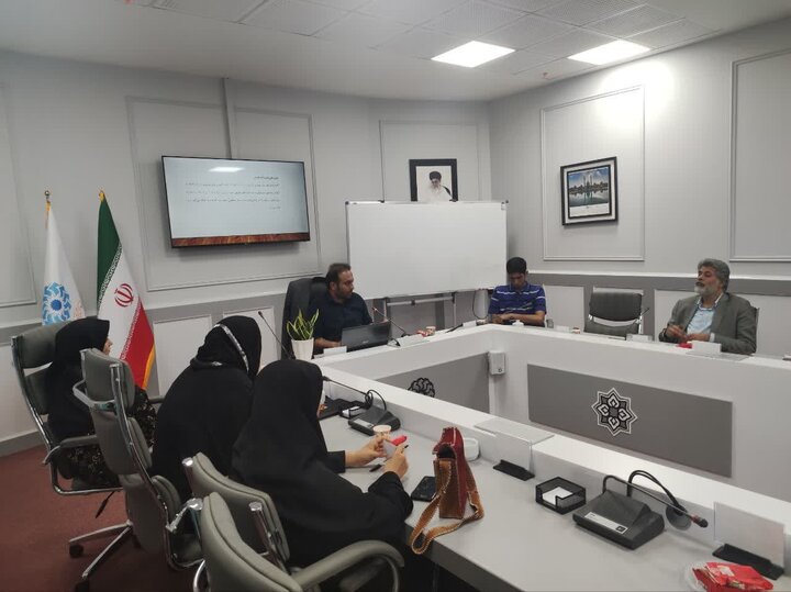 نقش کتاب در خودآگاهی و درمان اضطراب