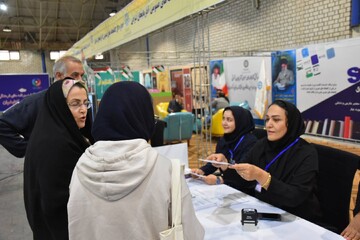 برپایی غرفه اداره کل کتابخانه های عمومی آذربایجان شرقی در هجدهمین نمایشگاه بین المللی کتاب تبریز