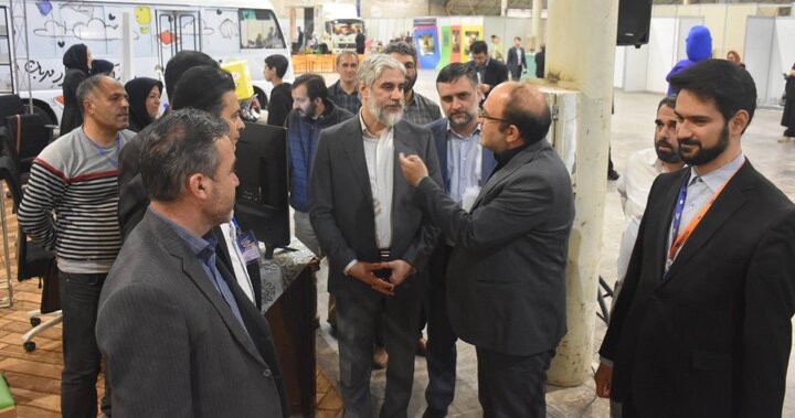 برنامه های متنوع فرهنگی در غرفه کتابخانه‌های عمومی آذربایجان‌شرقی برگزار شد