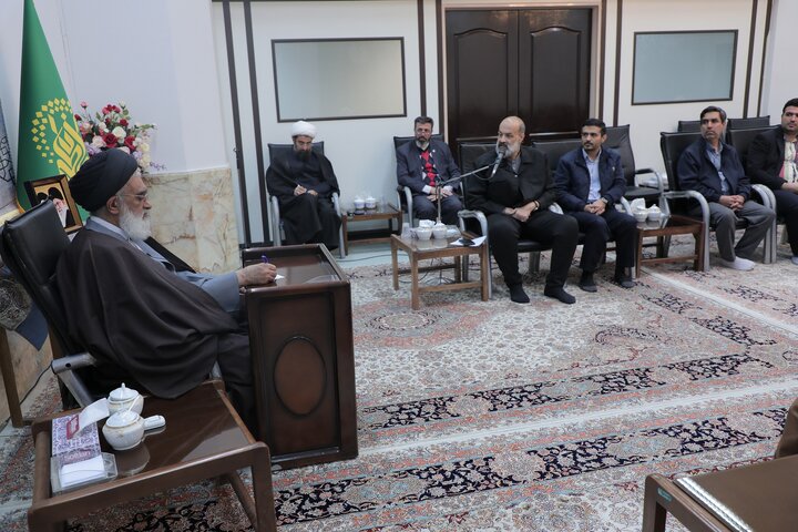 نقش کتاب و کتابخوانی نقش در شکلگیری فرهنگ مقاومت