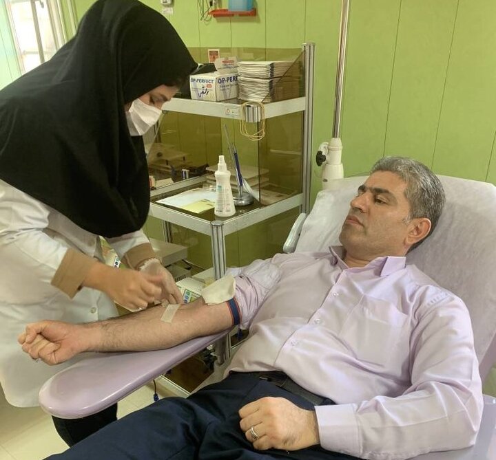 کتابداران و کارکنان کتابخانههای عمومی آذربایجانغربی به پویش «کتابخون» پیوستند