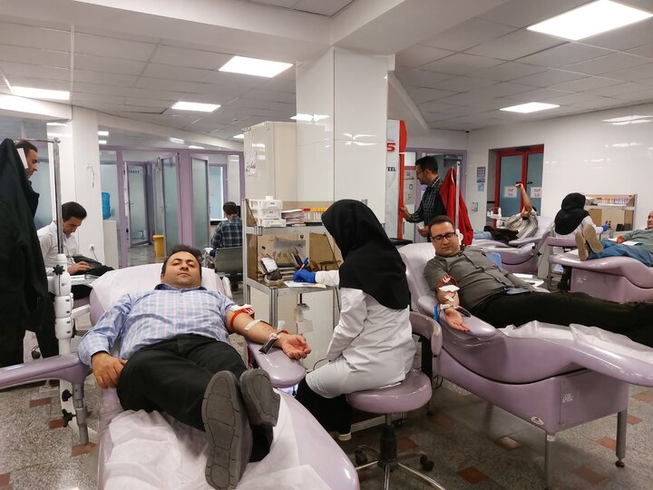 کتابداران و کارکنان کتابخانههای عمومی آذربایجانغربی به پویش «کتابخون» پیوستند