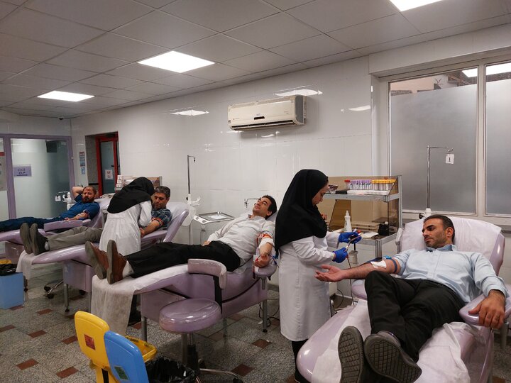 کتابداران و کارکنان کتابخانههای عمومی آذربایجانغربی به پویش «کتابخون» پیوستند