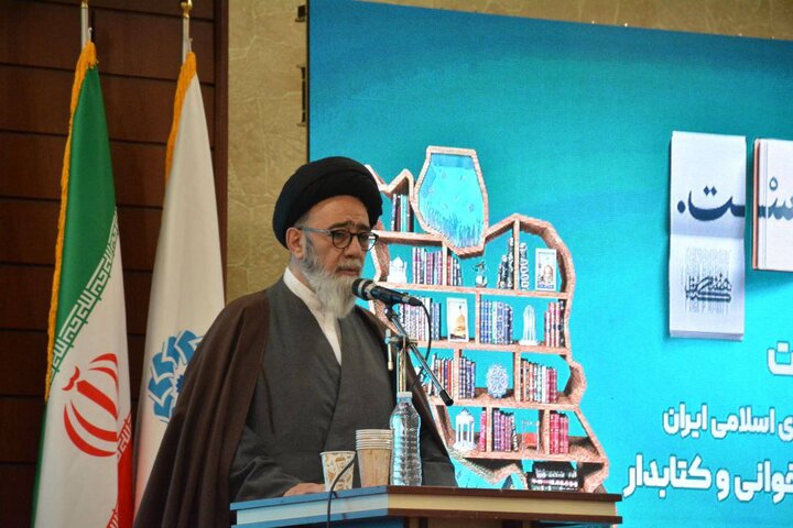 وابستگی غنای فرهنگی جامعه به عزم و تلاش نهاد در ترویج فرهنگ مطالعه