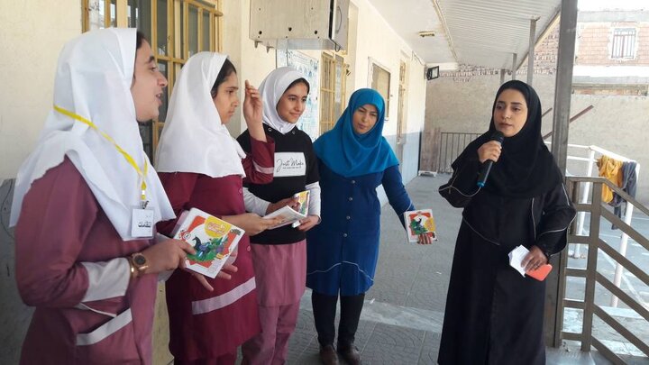 «کاروان کتابخوانی» کتابخانههای عمومی آذربایجانغربی راهی مناطق کم برخوردار شد