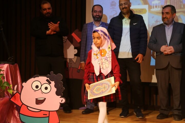 مدیران استانی، مکلف به حمایت از کتابخانه های عمومی استان هستند